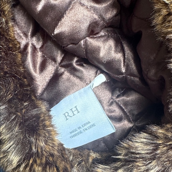Restoration Hardware faux fur hat. Never worn - Picture 3 of 4
